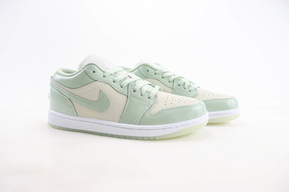 Nike Air Jordan 1 Low Seafoam
