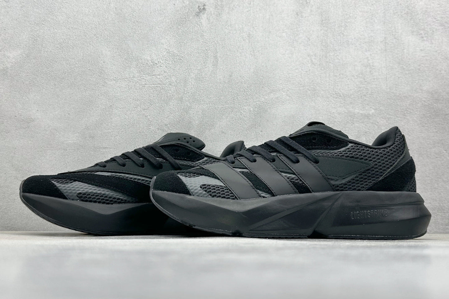 Adidas Lightblaze Black Carbon