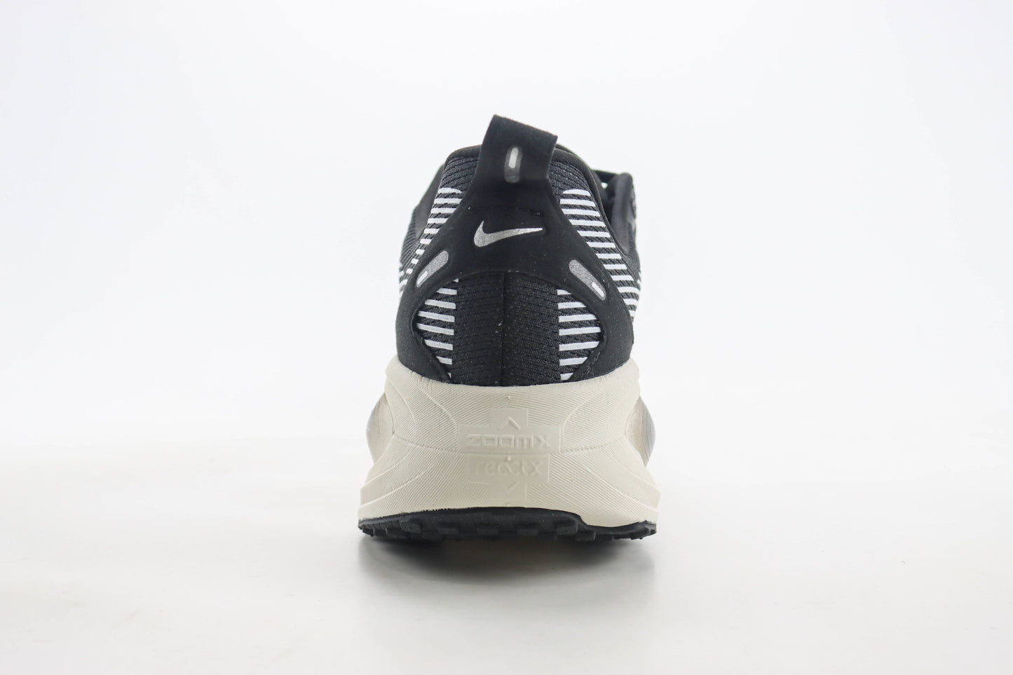 Nike Vomero 18 Black & Coconut Milk