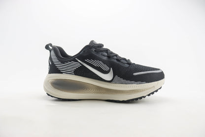 Nike Vomero 18 Black & Coconut Milk