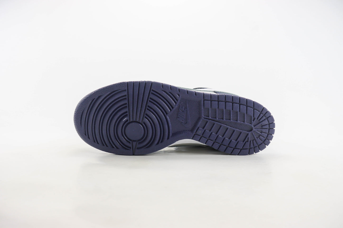 Nike Dunk Low Georgetown Navy Gray