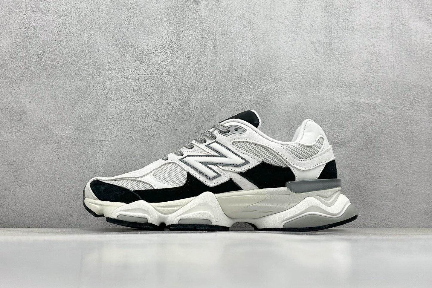 New Balance 9060 Grey Jet Black