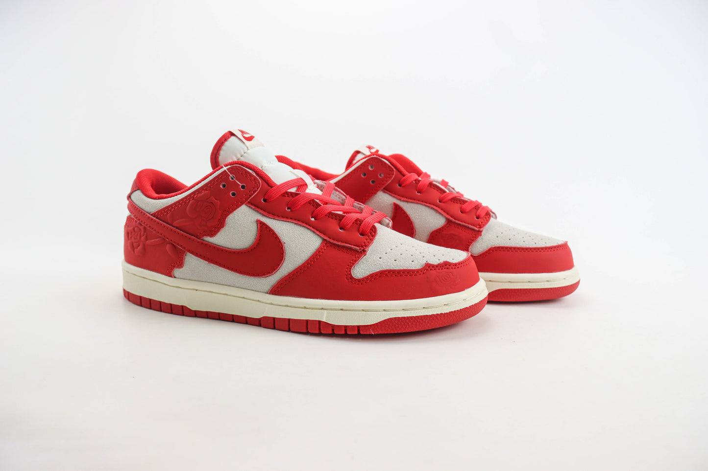 Nike Dunk Low Red Roses