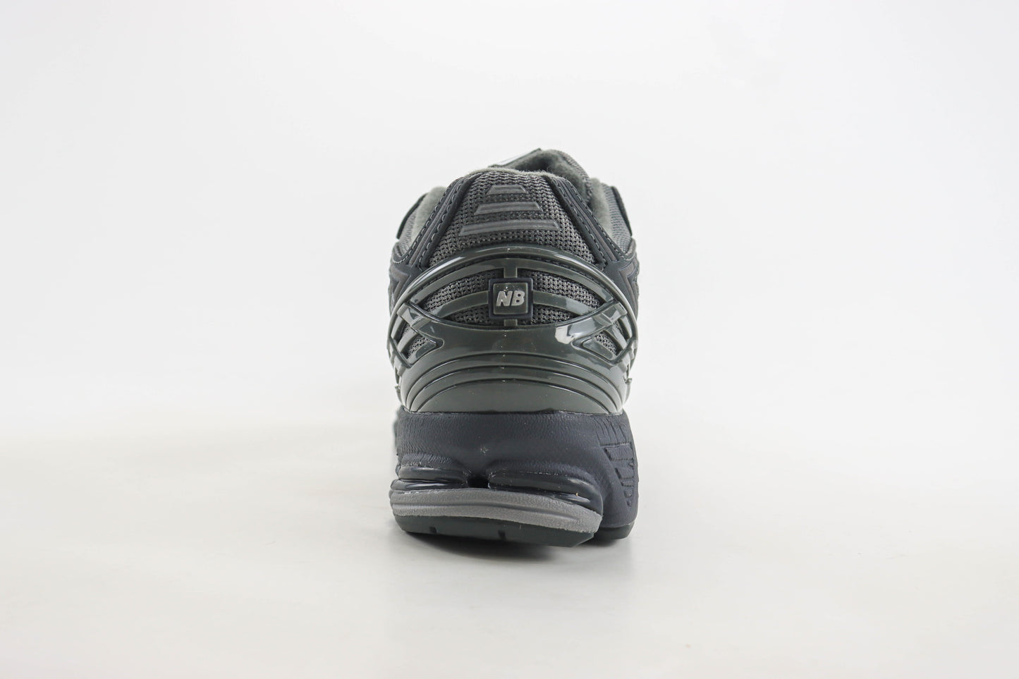 New Balance 1906R Greyscale