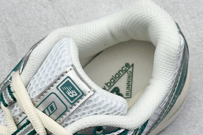 New Balance 740 White Marsh Green