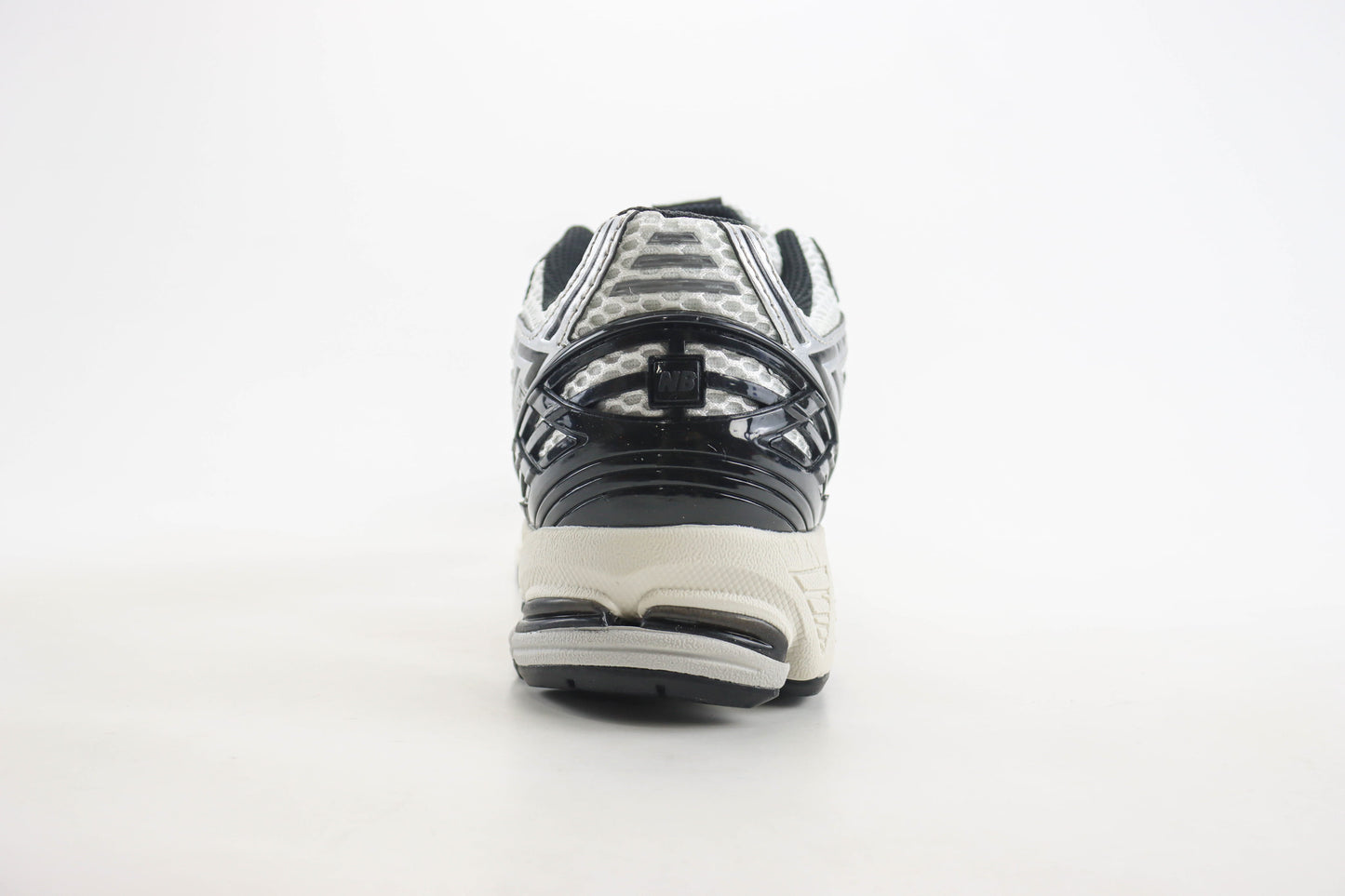 New Balance 1906R Silver Metallic Black