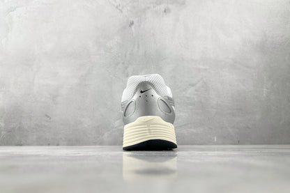 Nike P-6000 White Metallic Silver Flat Silver Black