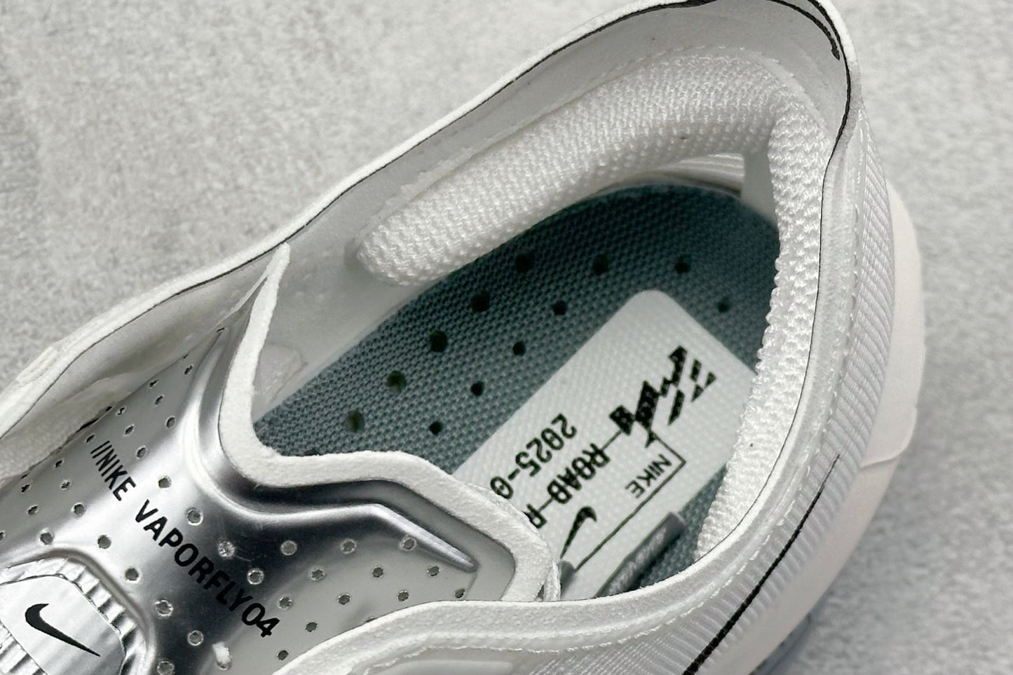 Nike Vaporfly NEXT% 4 White Obsidian Mist