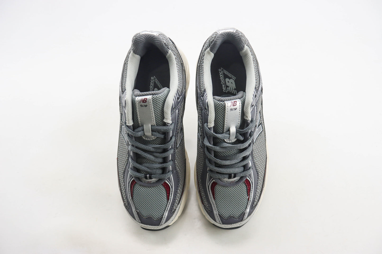 New Balance 740 Silver Metallic Grey