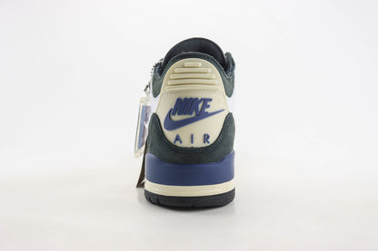 Nike Air Jordan 4 Retro OG For The Love
