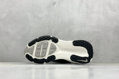 Nike Vomero 18 Black Summit White Coconut Mil