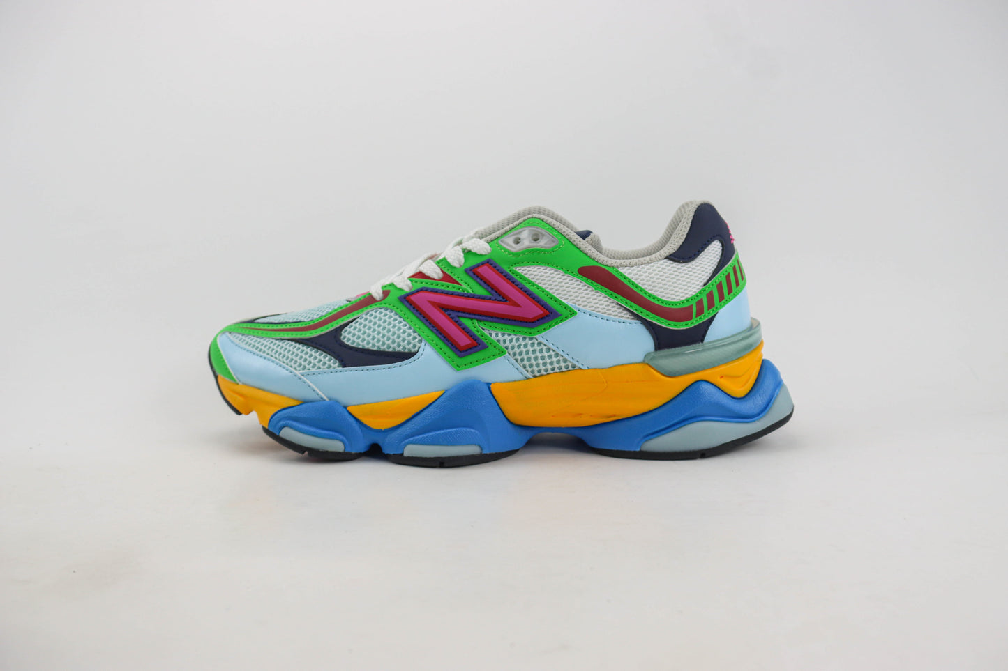 New Balance 9060 Beach Glass Pink