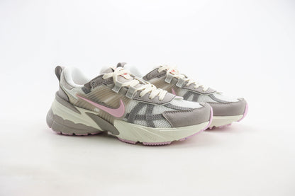Nike V2K Run Sail Pink Foam Vast Grey