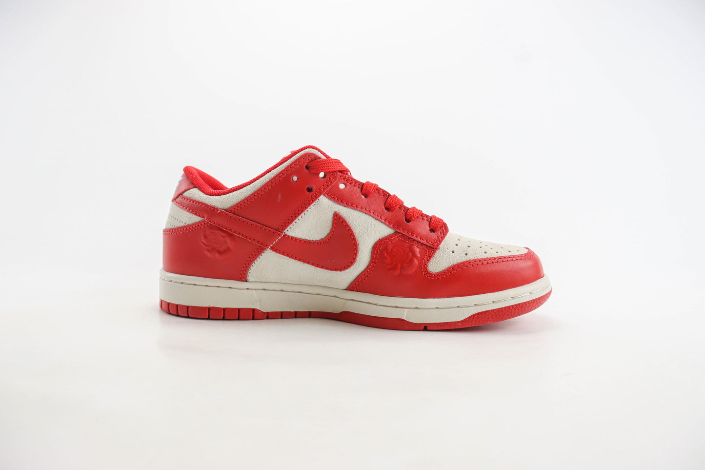 Nike Dunk Low Roses Red