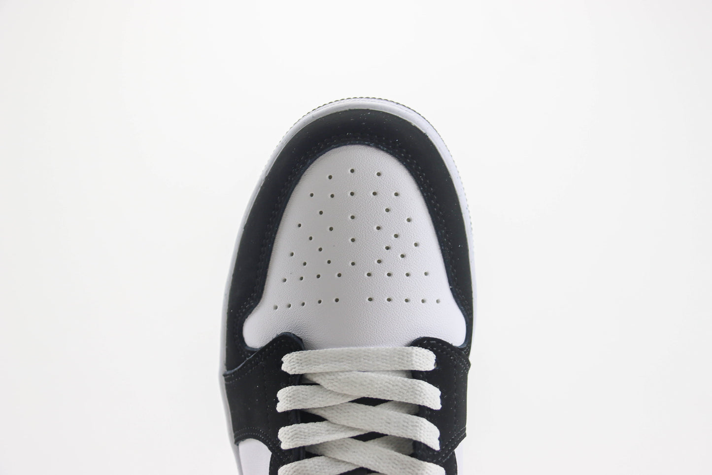 Nike Air Jordan 1 Retro Low OG Panda Toe