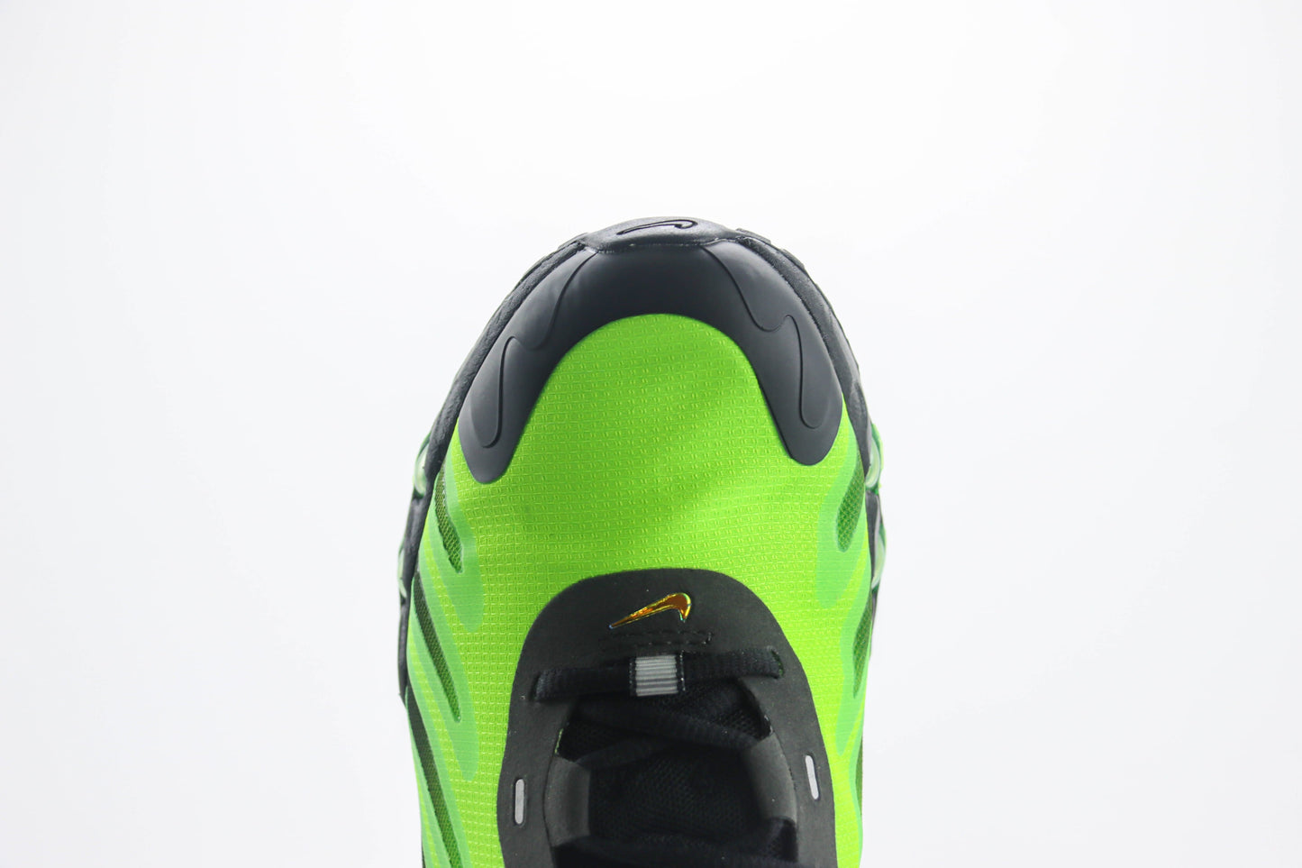 Nike Air Max Dn8 Black Green Strike
