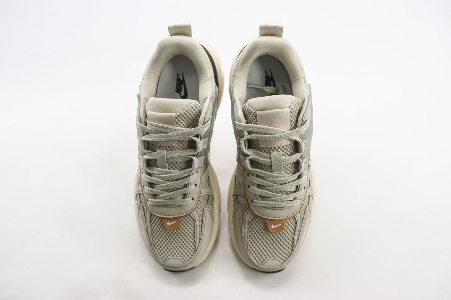 Nike V2K Run Light Orewood Brown