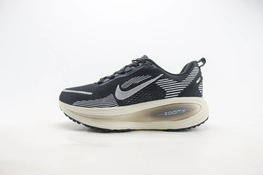 Nike Vomero 18 Black & Coconut Milk