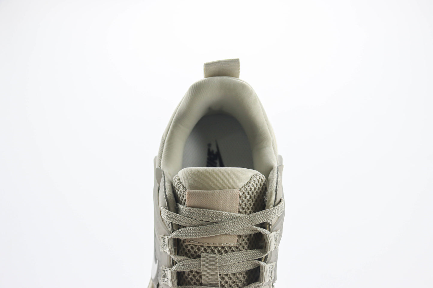 Nike V2K Run Light Orewood Brown