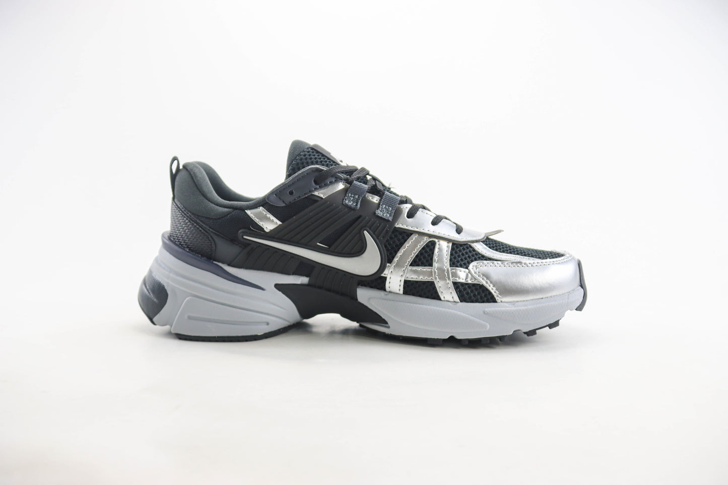Nike V2K Run Black Metallic Silver