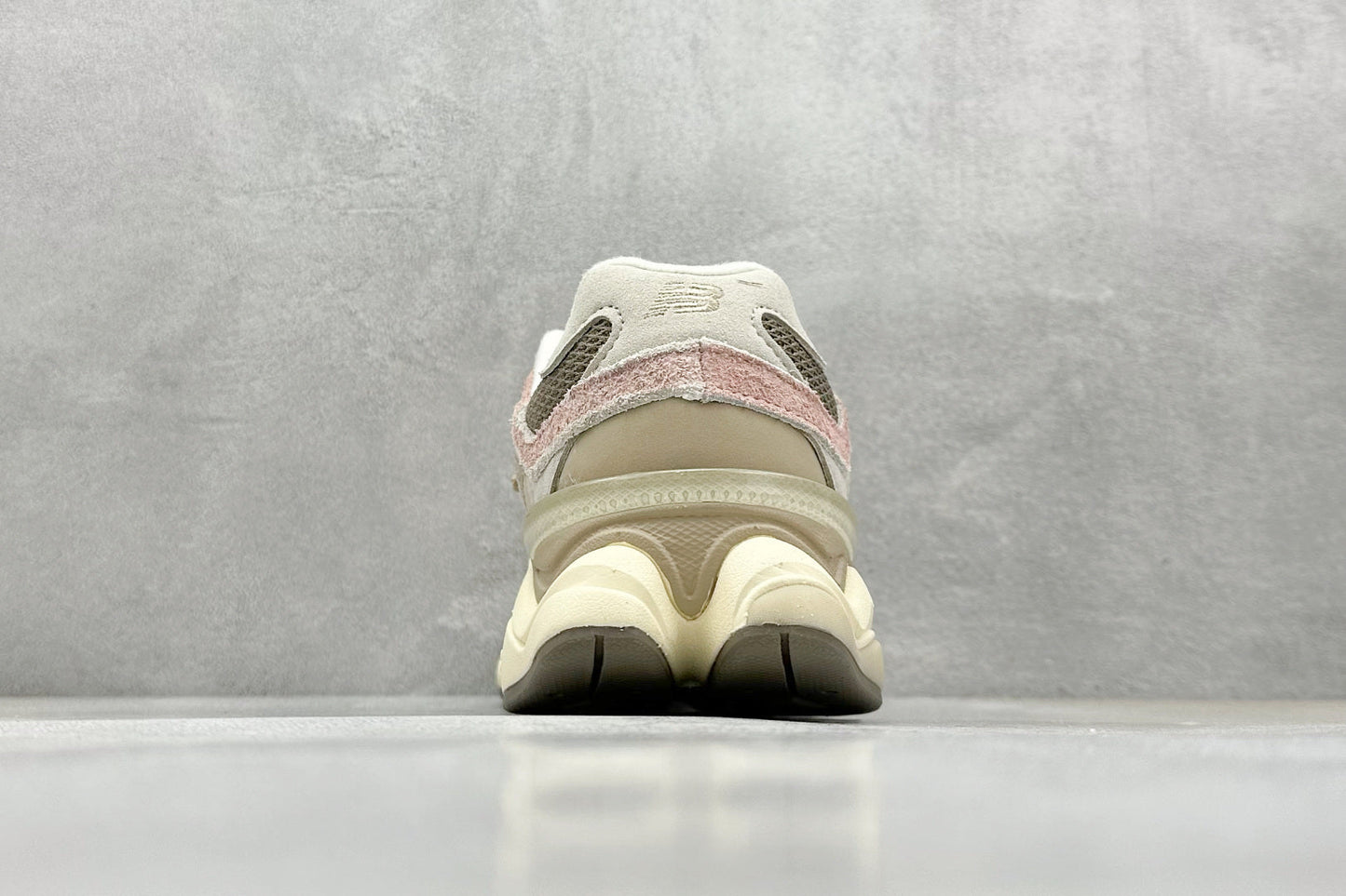 New Balance 9060 Beige Olivine