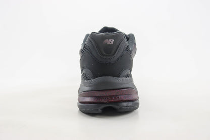 New Balance 2010 Black Iridescent