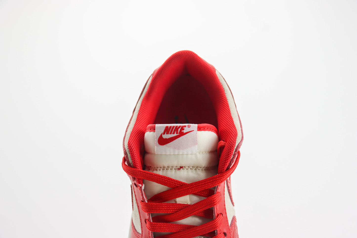 Nike Dunk Low Roses Red
