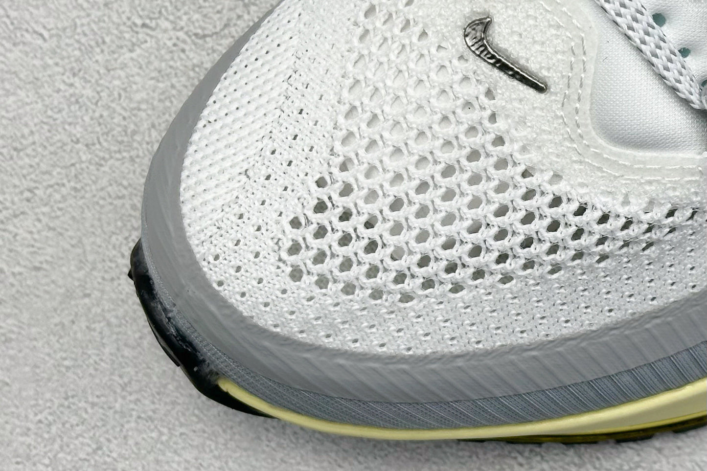 Nike Air Zoom Pegasus Premium Silver Yellow
