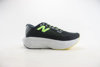 New Balance FuelCell SuperComp Trainer v3 Black Bleached Lime Glo