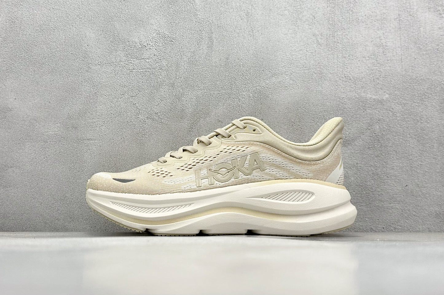 HOKA ONE ONE Bondi 9 Oatmeal Oat Milk