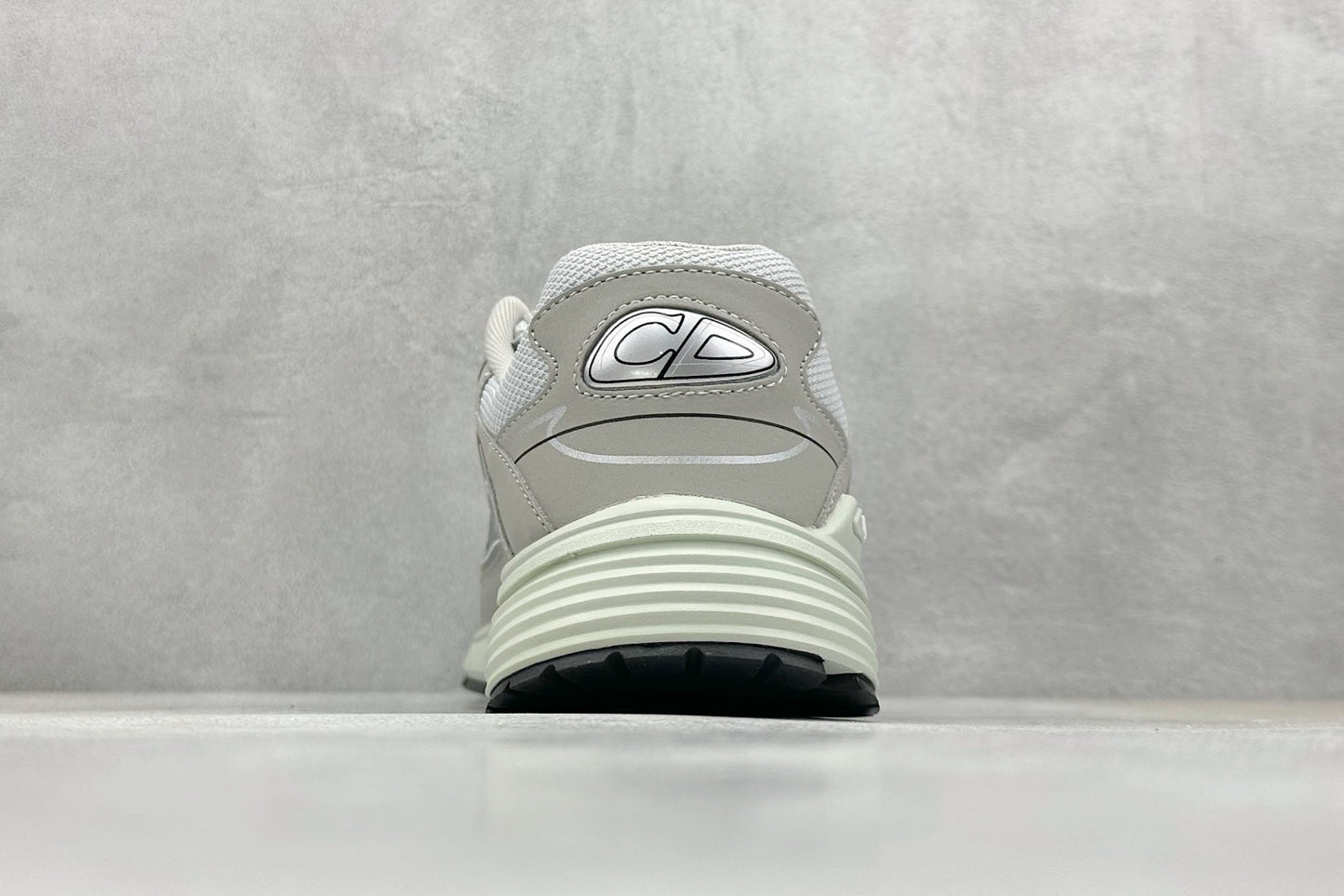 Dior B30 Countdown Grey White