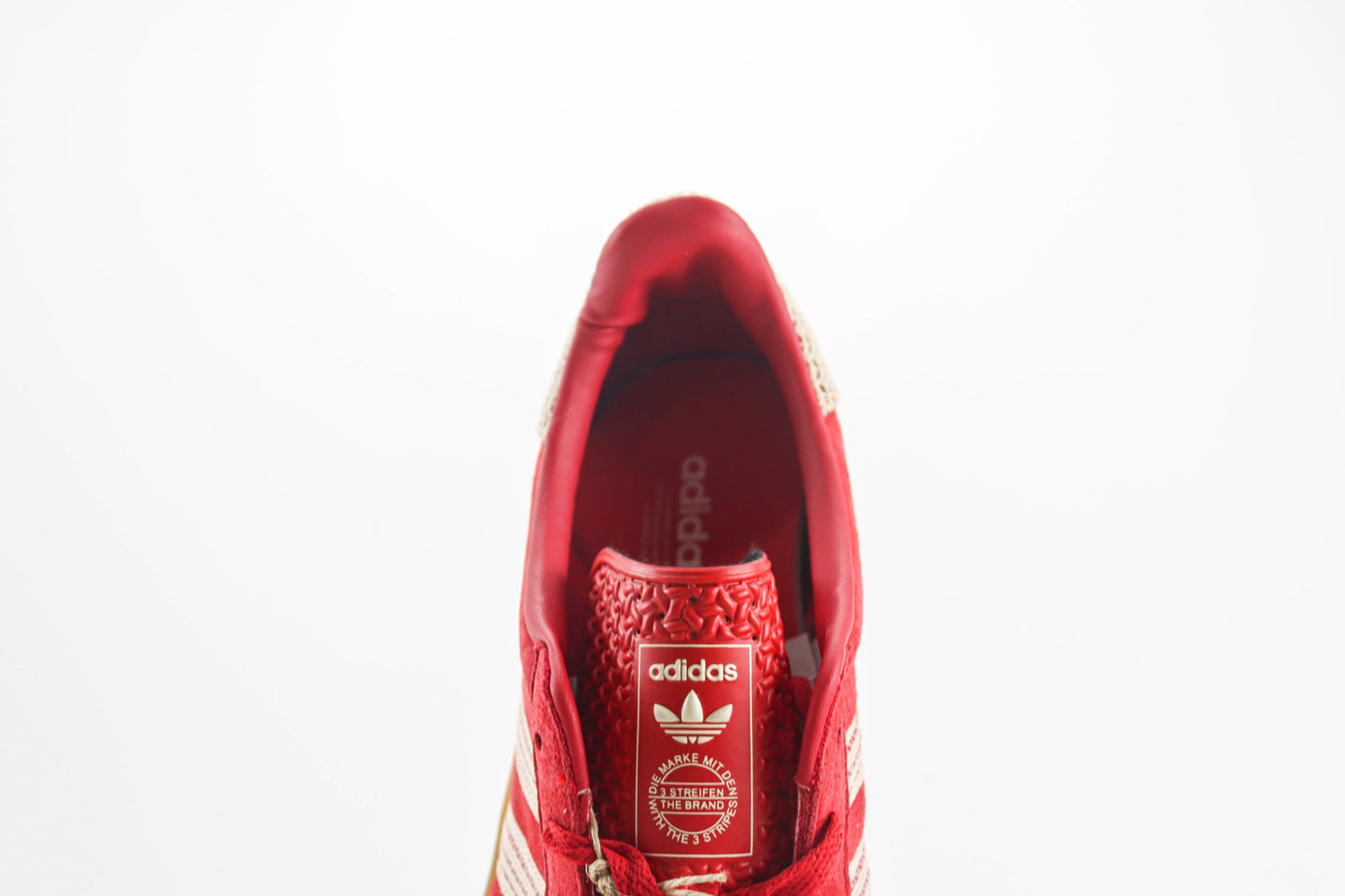 Adidas Gazelle Indoor etter Scarlet Wonder White Gum