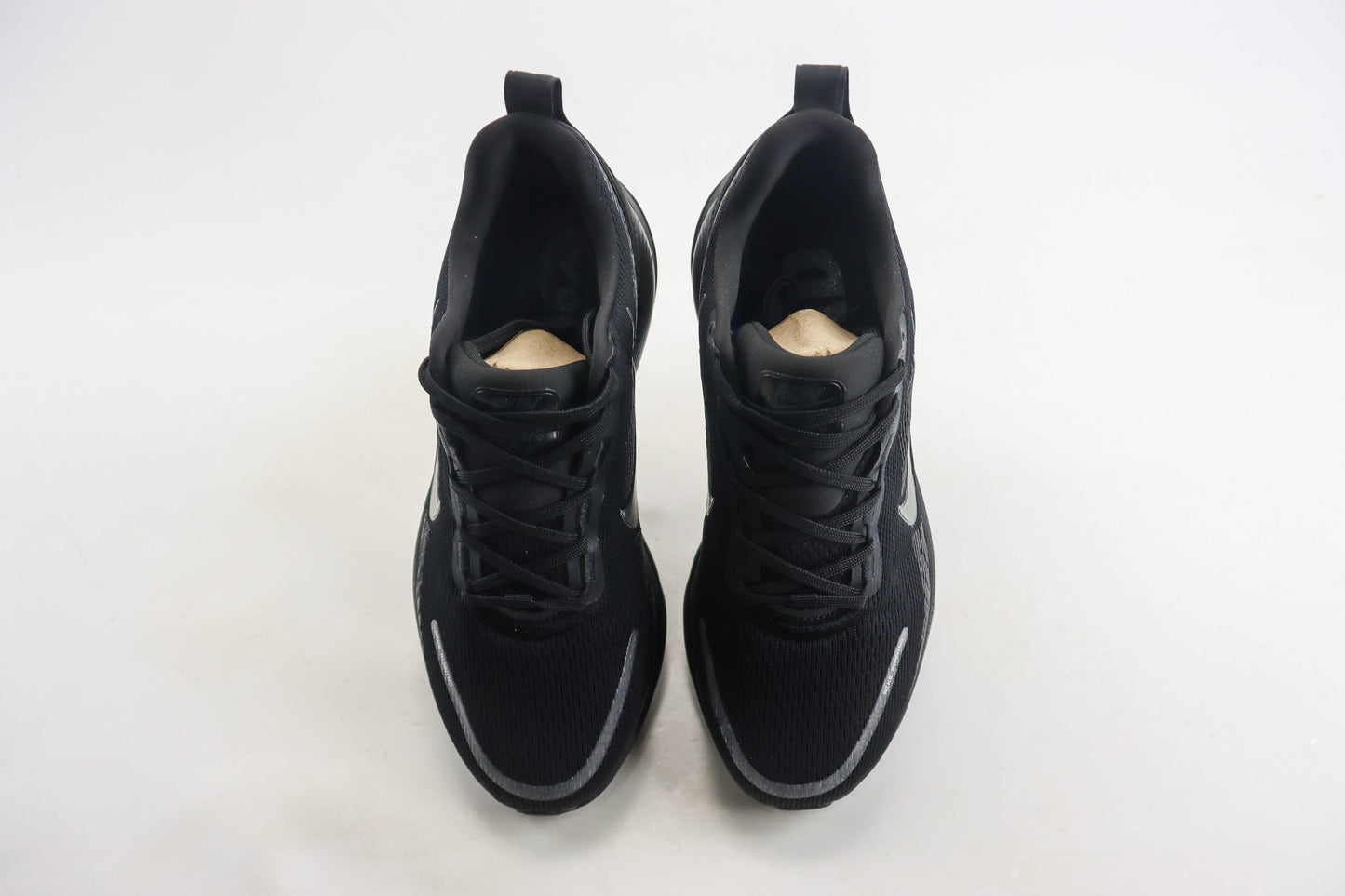 Nike Vomero 18 Black & Coconut Milk