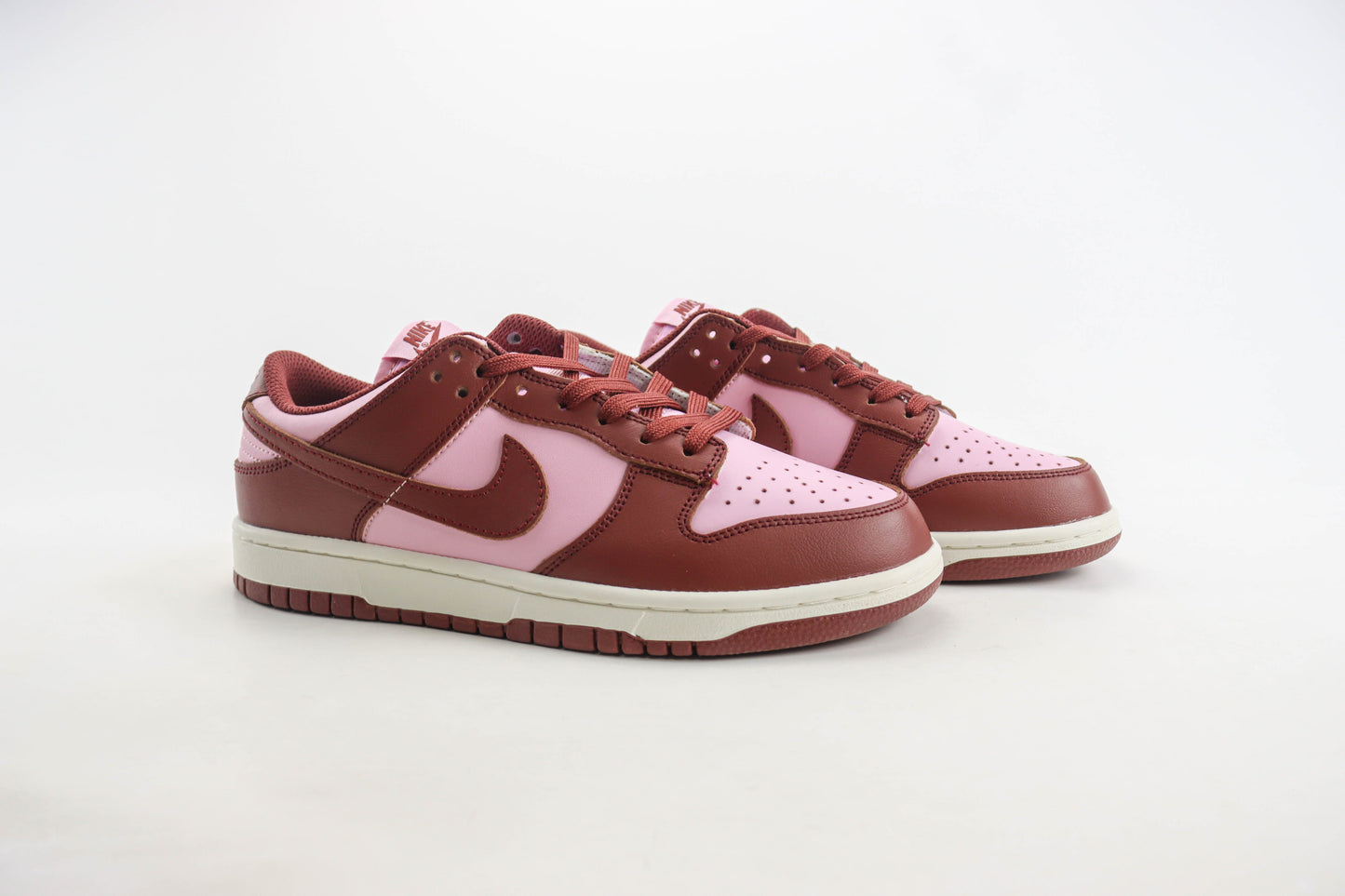 Nike Dunk Low Next Nature Dark Pony Elemental Pink