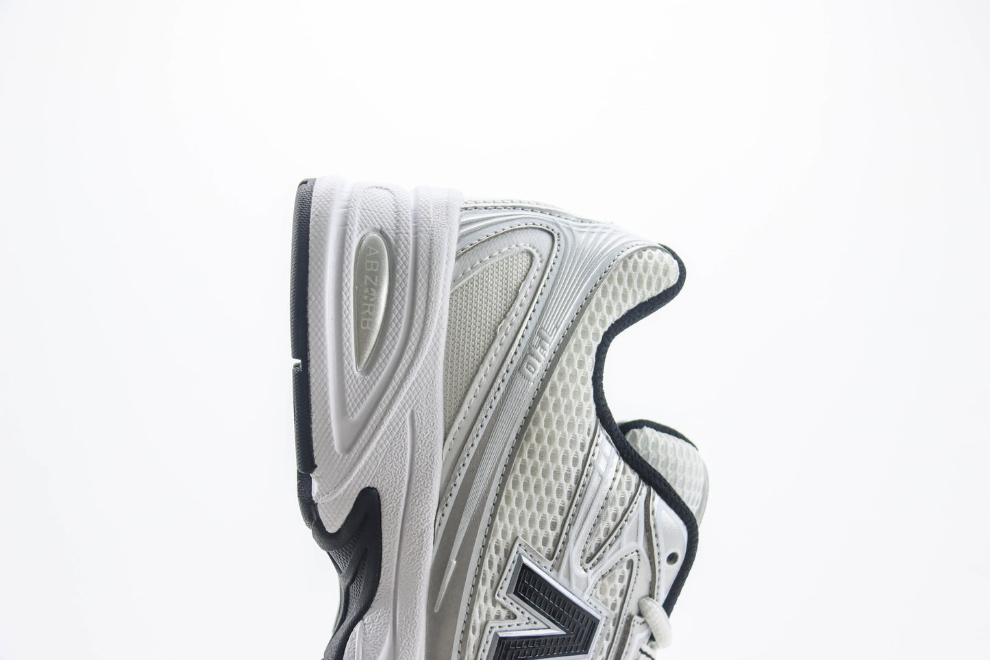 New Balance 740 White & Silver