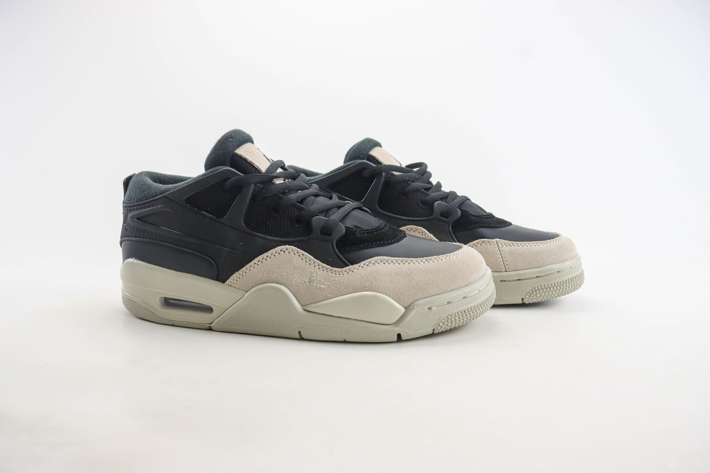 Nike Air Jordan 4 Retro OG New Black Light Bone