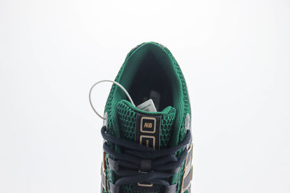 New Balance 1906R Zalando Trail Mix Green