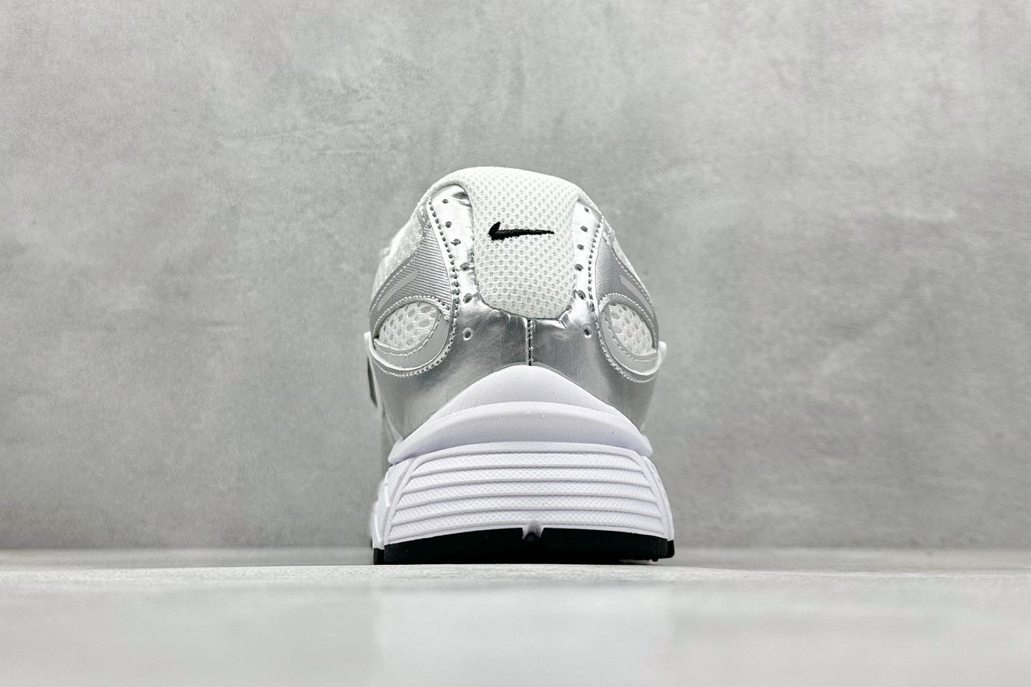 Nike V5 RNR White Vast Grey Black