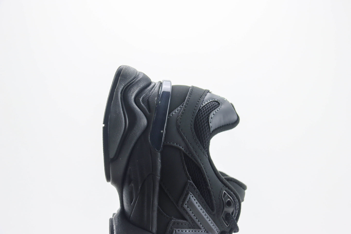 New Balance 9060 Black Castlerock