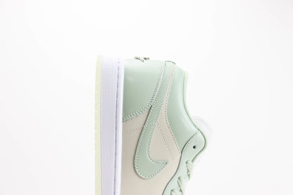 Nike Air Jordan 1 Low Seafoam
