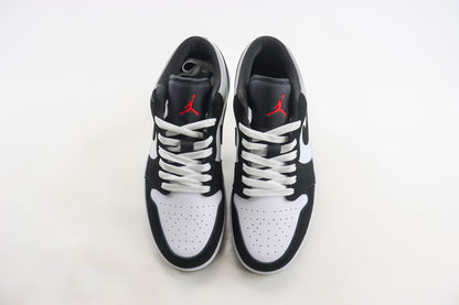 Nike Air Jordan 1 Retro Low OG Panda Toe