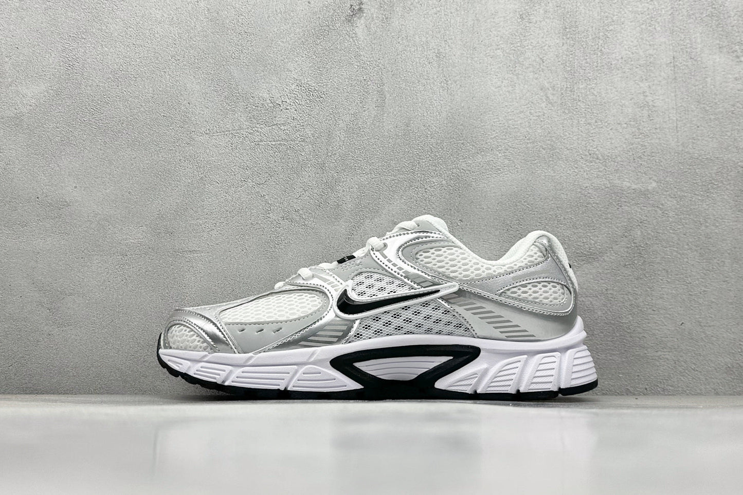Nike V5 RNR White Vast Grey Black