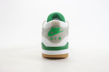 Nike Air Jordan 4 Retro OG Pine Green