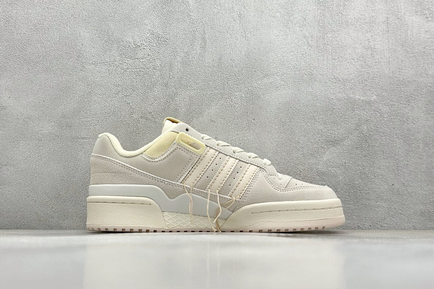 Adidas Forum 84 Low Off White