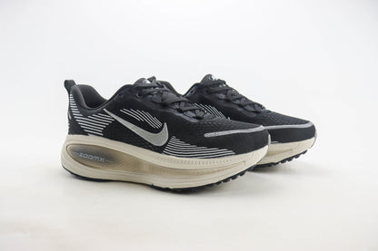 Nike Vomero 18 Black & Coconut Milk