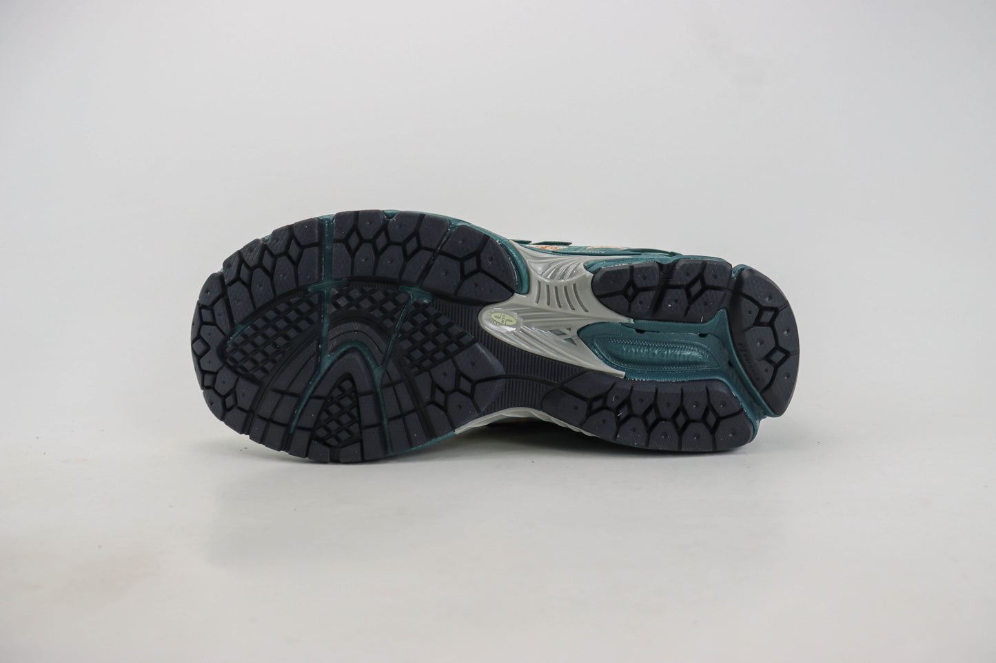 New Balance 1906W New Spruce Light Sparrow