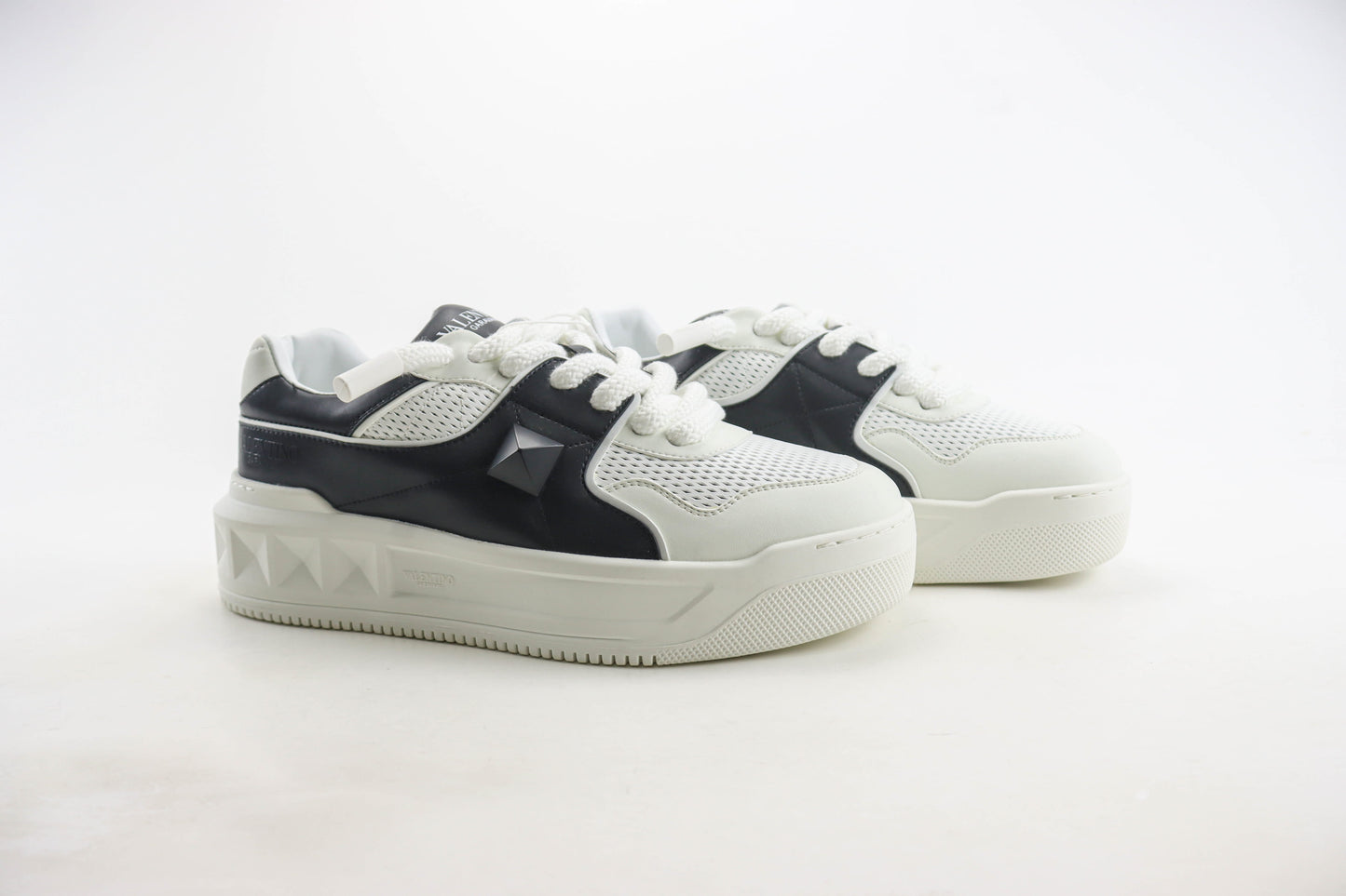 Valentino One Stud XL White Black Nappa Leather