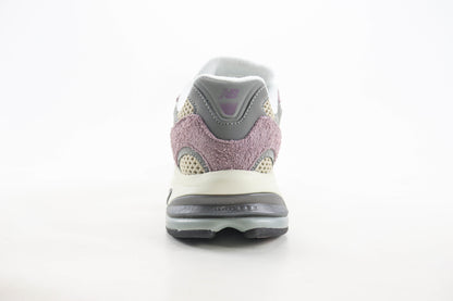 New Balance 2010 Ice Wine