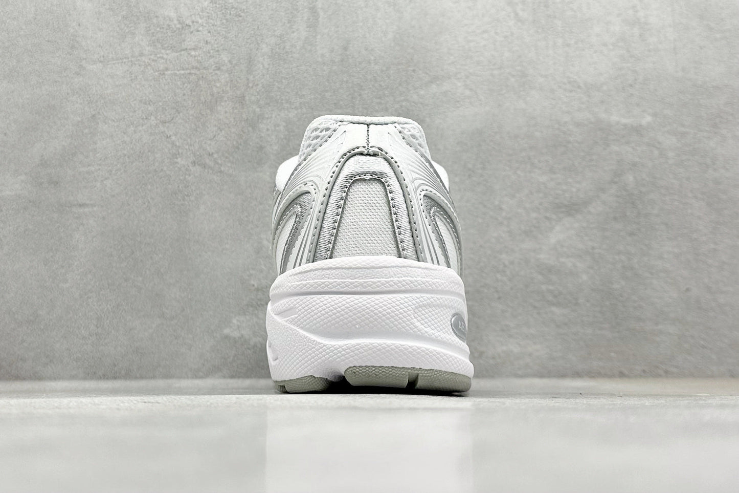 New Balance 740 White & Silver Metallic