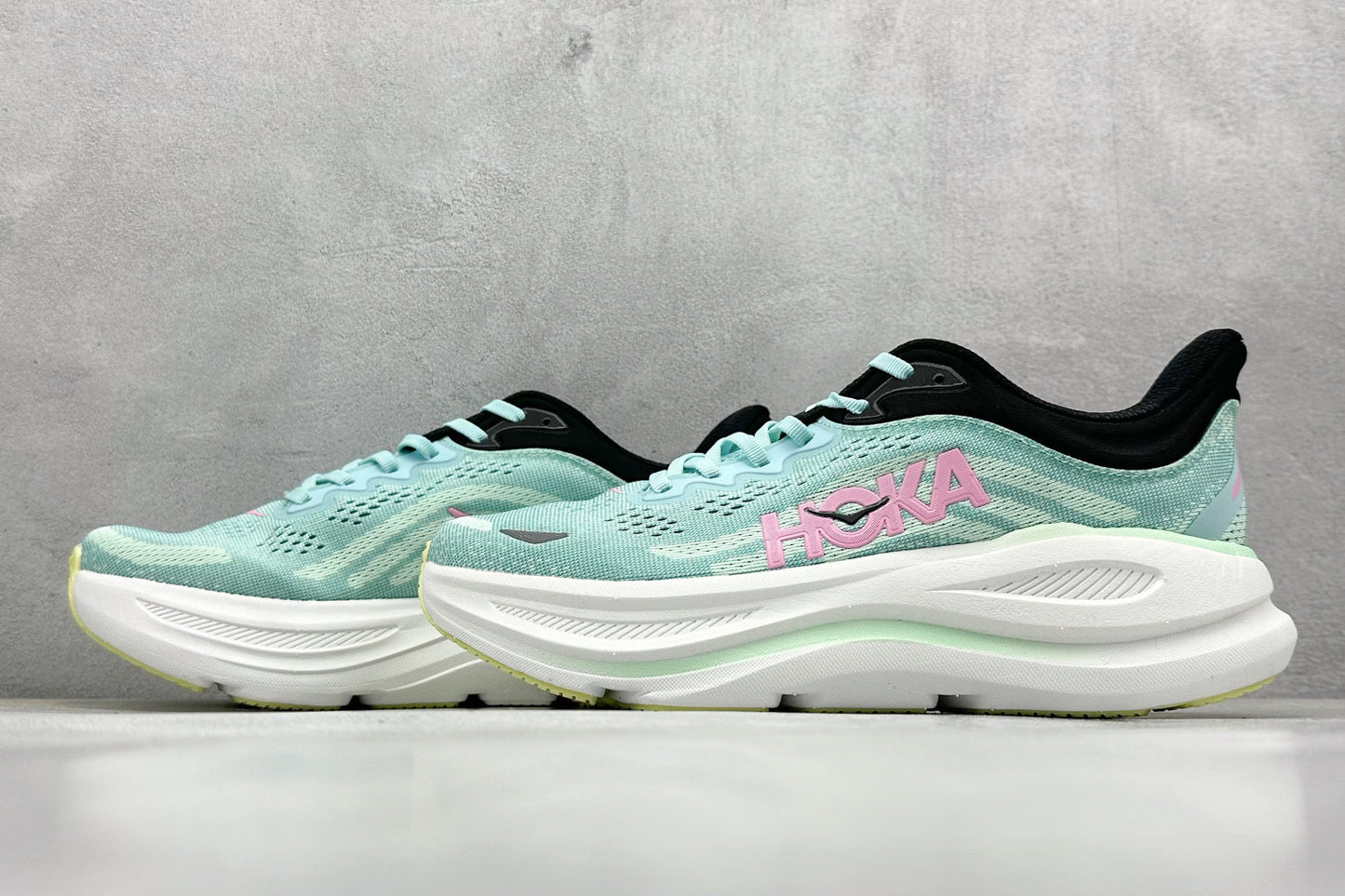 HOKA ONE ONE Bondi 9 Spark Mint Fluorite
